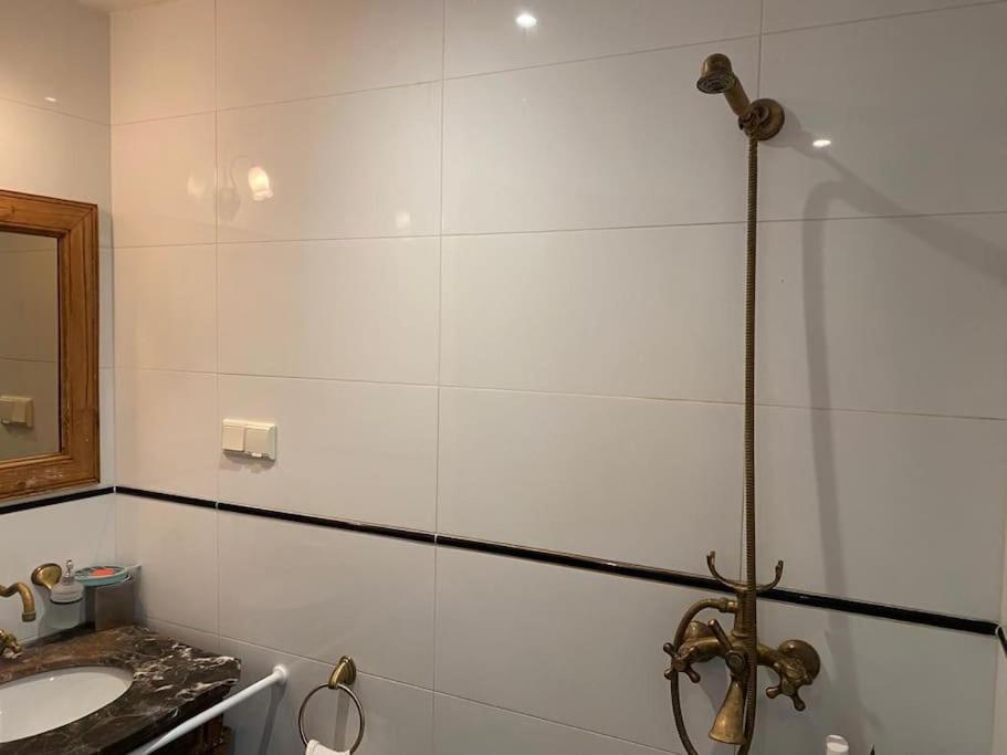 Apartamento Medieval Unit With Sauna Tallin Exterior foto